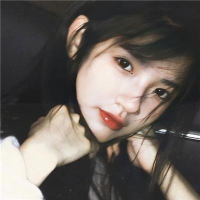 鬓边不是海棠红